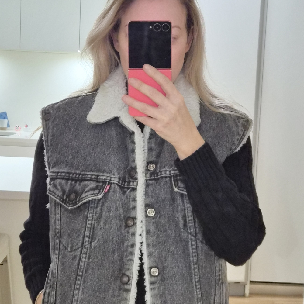 Vintage Women's Gray Denim Sherpa-Lined Vest